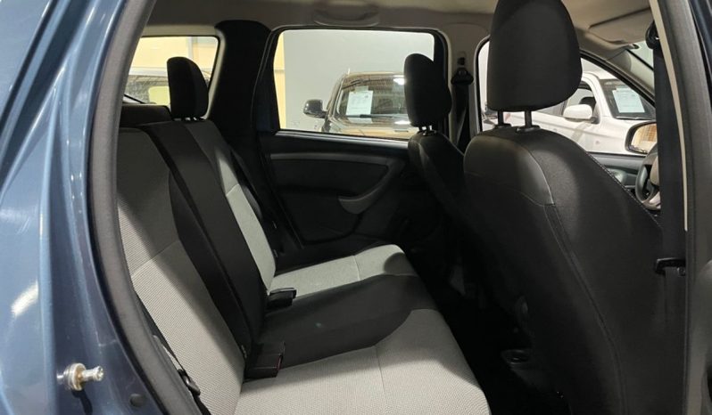 Renault Duster, 2015 full