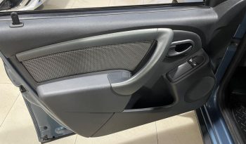 Renault Duster, 2015 full