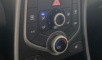 Hyundai Elantra, 2015 full