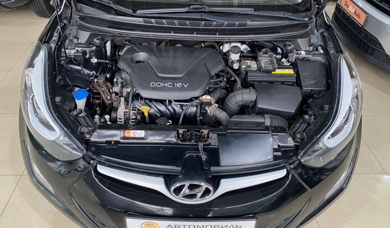 Hyundai Elantra, 2015 full