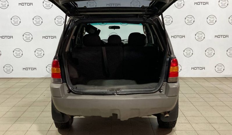 Ford Escape, 2004 full