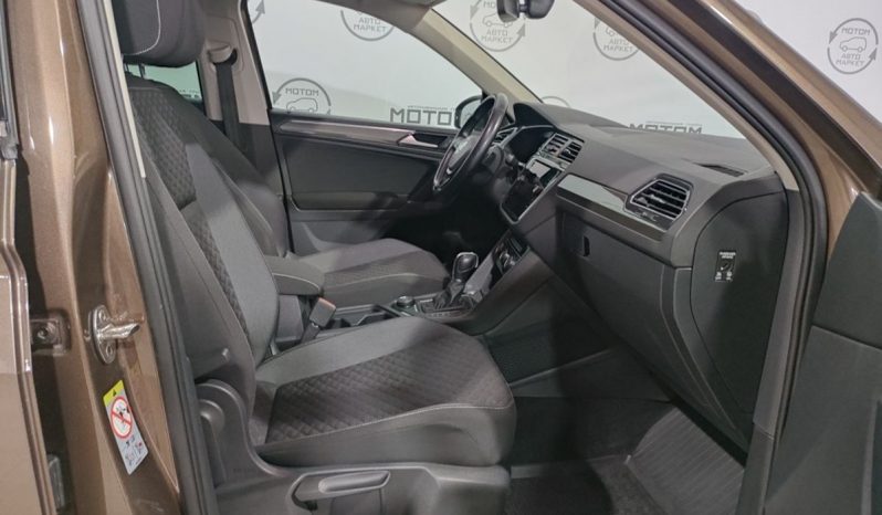 Volkswagen Tiguan, 2018 full