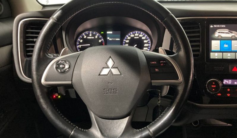 Mitsubishi Outlander, 2013 full