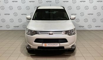 Mitsubishi Outlander, 2013 full