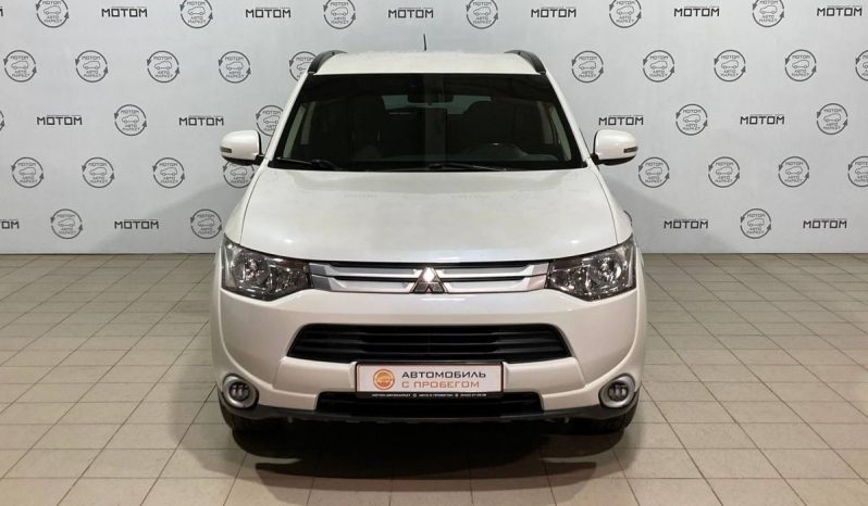 Mitsubishi Outlander, 2013 full