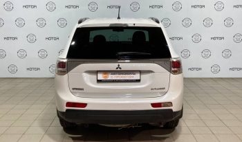 Mitsubishi Outlander, 2013 full