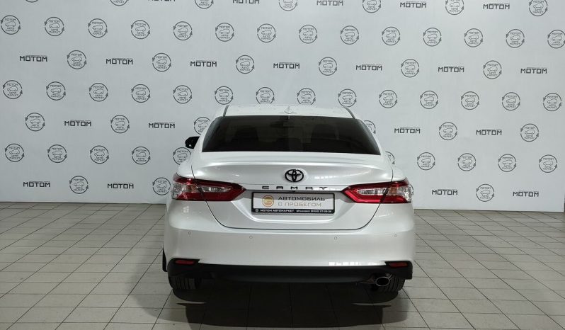 Toyota Camry, 2021 full
