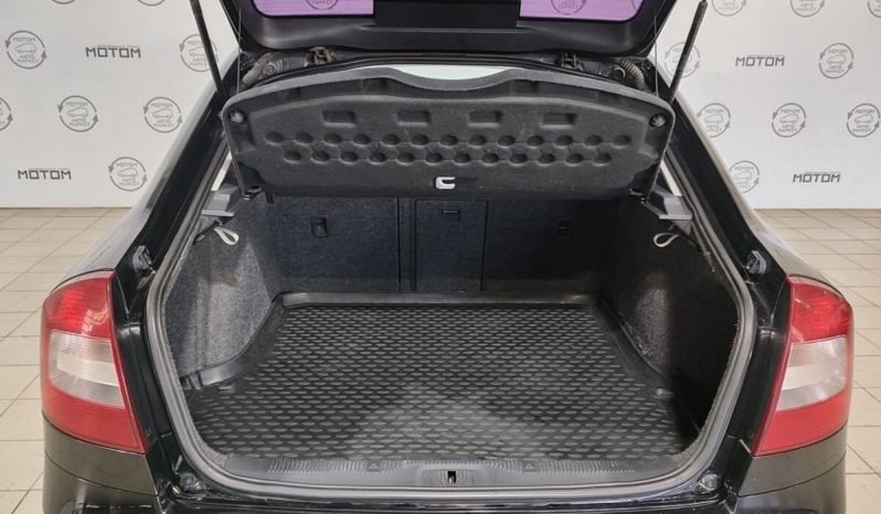 Skoda Octavia, 2011 full
