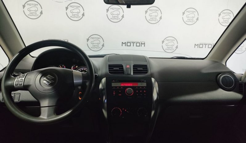 Suzuki SX4, 2012 full