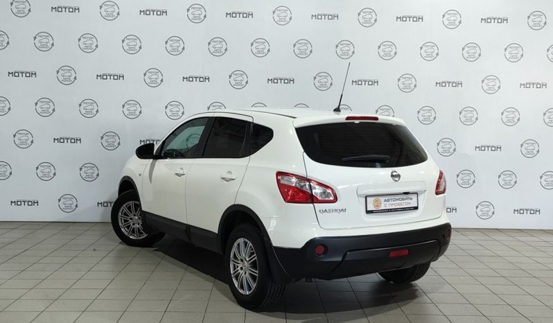 Nissan Qashqai, 2011 full