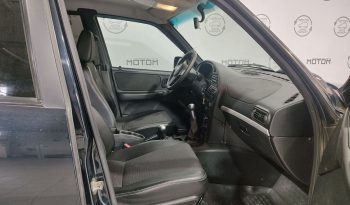 Chevrolet Niva, 2012 full