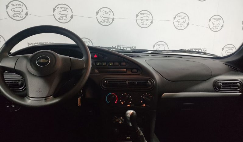 Chevrolet Niva, 2012 full