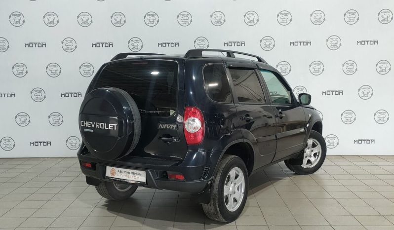 Chevrolet Niva, 2012 full