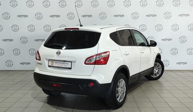 Nissan Qashqai, 2011 full