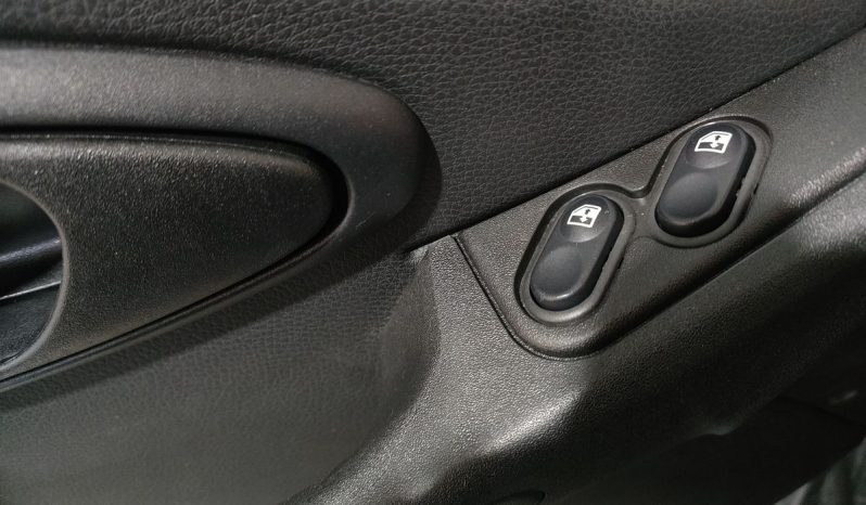 Chevrolet Niva, 2012 full
