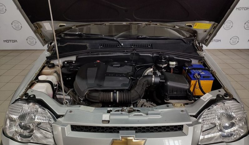 Chevrolet Niva, 2014 full