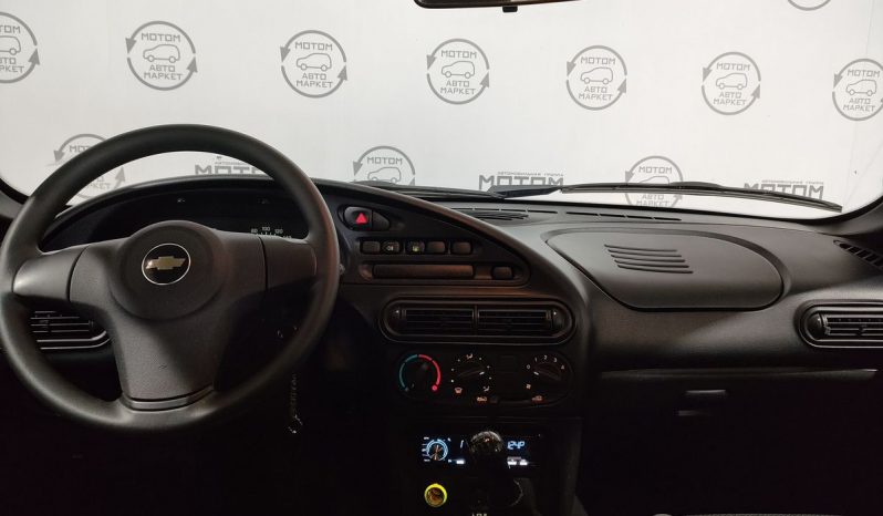 Chevrolet Niva, 2014 full