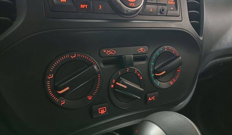 Nissan Juke, 2012 full