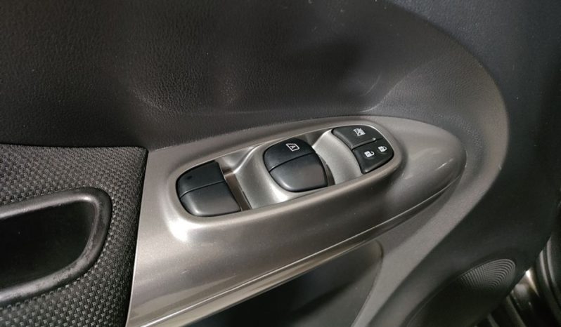 Nissan Juke, 2012 full