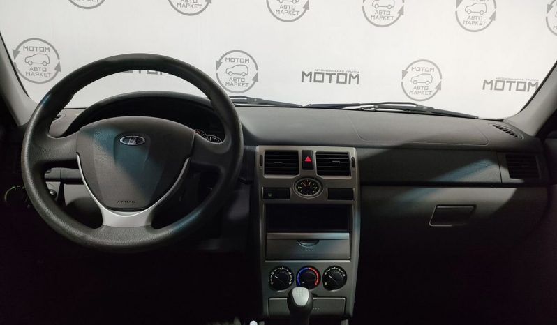 Lada (ВАЗ) Priora, 2012 full