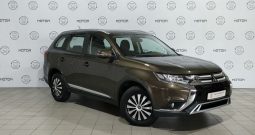 Mitsubishi Outlander, 2015
