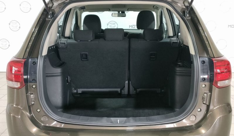 Mitsubishi Outlander, 2015 full