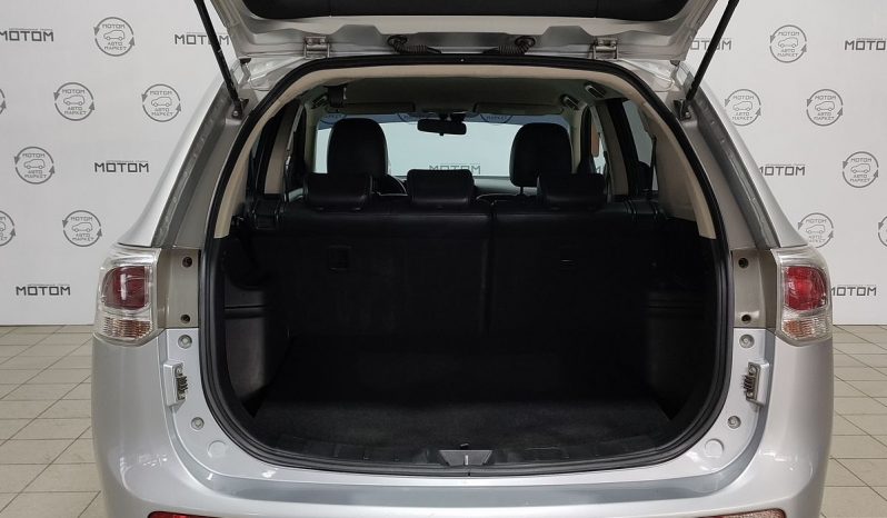 Mitsubishi Outlander, 2013 full