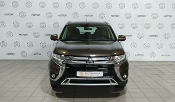 Mitsubishi Outlander, 2015 full