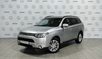Mitsubishi Outlander, 2013 full