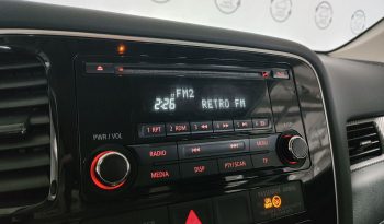Mitsubishi Outlander, 2015 full