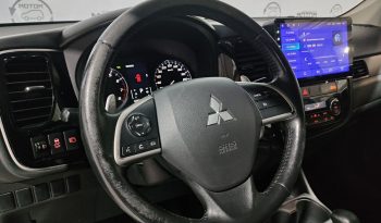 Mitsubishi Outlander, 2013 full
