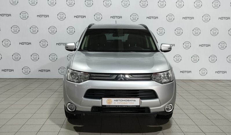Mitsubishi Outlander, 2013 full