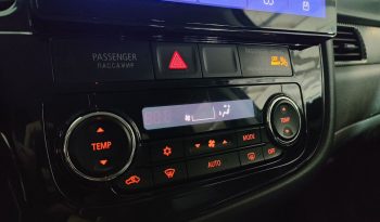 Mitsubishi Outlander, 2013 full