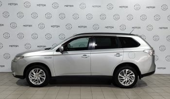 Mitsubishi Outlander, 2013 full