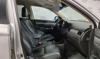 Mitsubishi Outlander, 2013 full