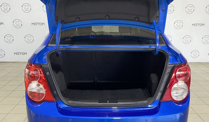 Chevrolet Aveo, 2012 full