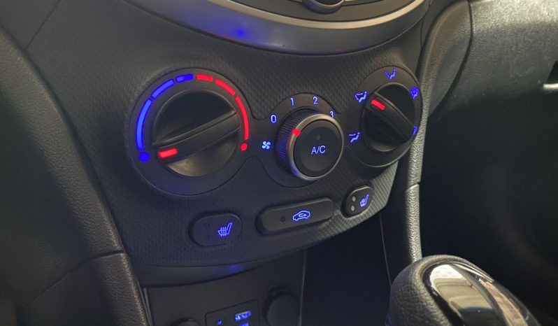 Hyundai Solaris, 2015 full