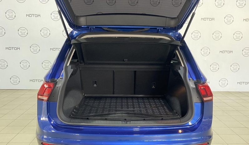 Volkswagen Tiguan, 2020 full