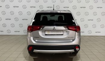Mitsubishi Outlander, 2016 full