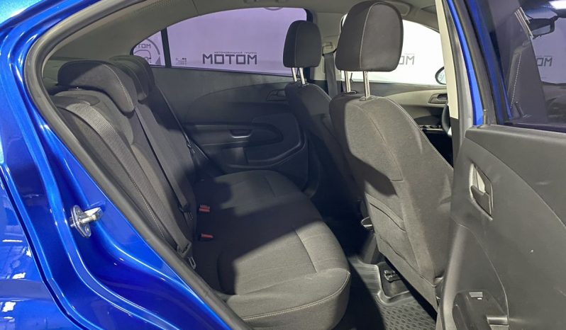 Chevrolet Aveo, 2012 full
