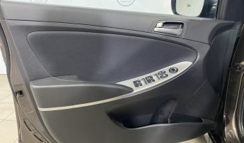 Hyundai Solaris, 2015 full
