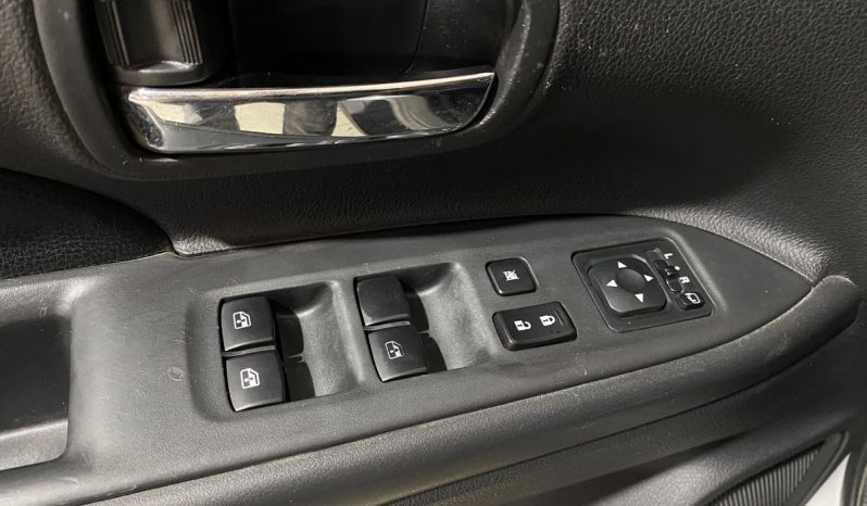Mitsubishi Outlander, 2016 full