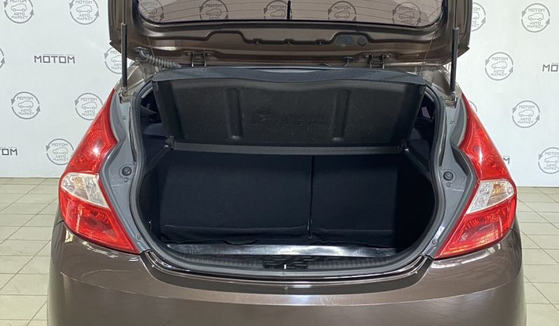 Hyundai Solaris, 2015 full