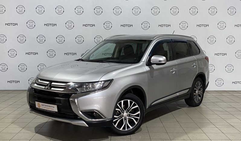 Mitsubishi Outlander, 2016 full