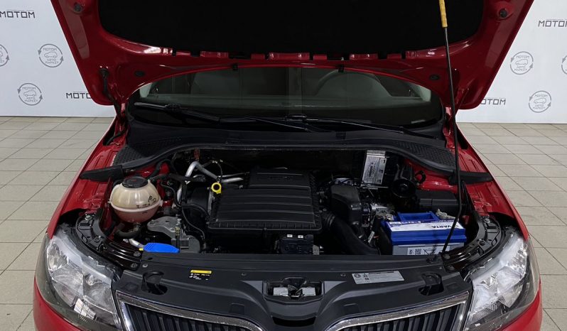 Skoda Rapid, 2017 full