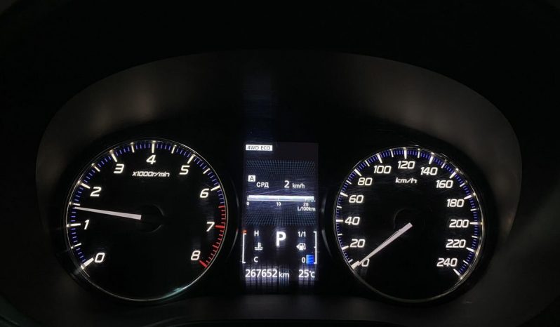 Mitsubishi Outlander, 2016 full