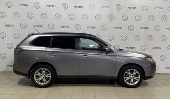 Mitsubishi Outlander, 2012 full