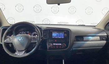 Mitsubishi Outlander, 2016 full