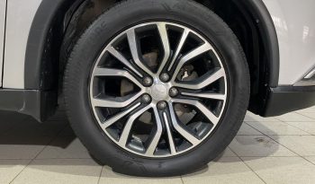 Mitsubishi Outlander, 2016 full