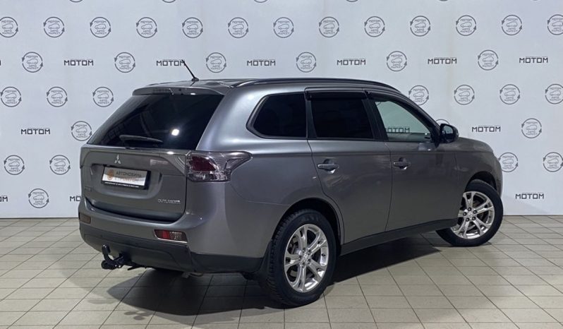 Mitsubishi Outlander, 2012 full